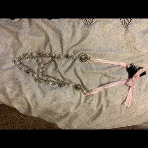 Paparazzi jewelry necklace with earrings